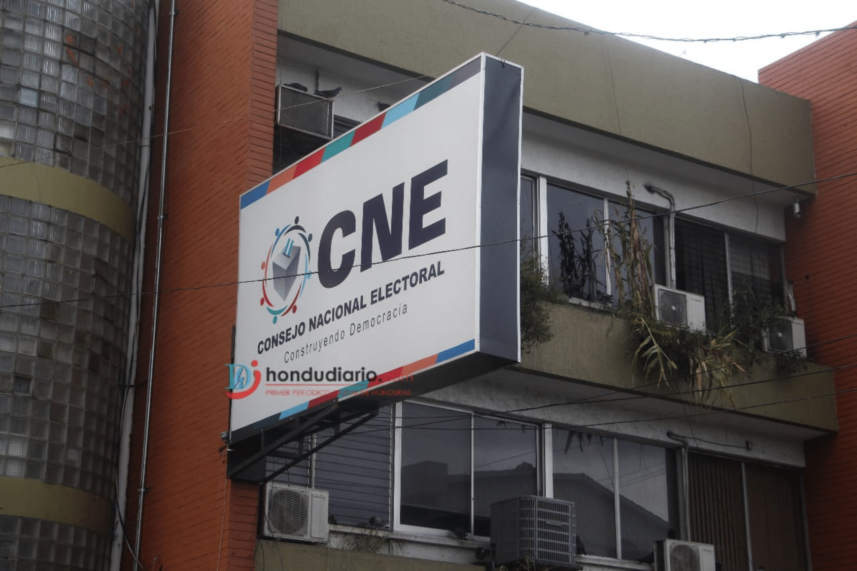 CNE otorga autorización oficial a Encuestadora Paradigma para realizar